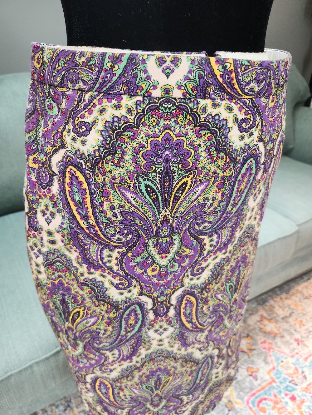 J Crew Purple Paisley Pencil Skirt Yellow & Grewn AccentsSize 12 Great Condition - Picture 3 of 11